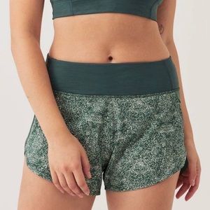 Outdoor Voices Hudson 2.5 Short